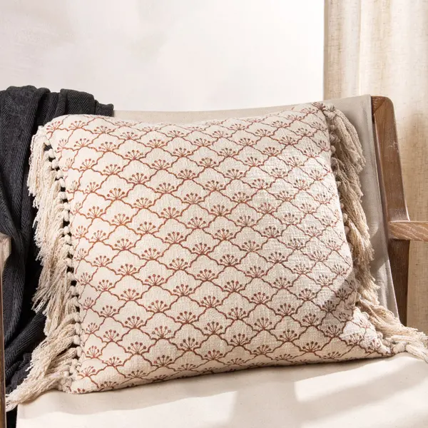 Image of Saku Cushion Pecan, Pecan / 50 x 50cm / Polyester Filled