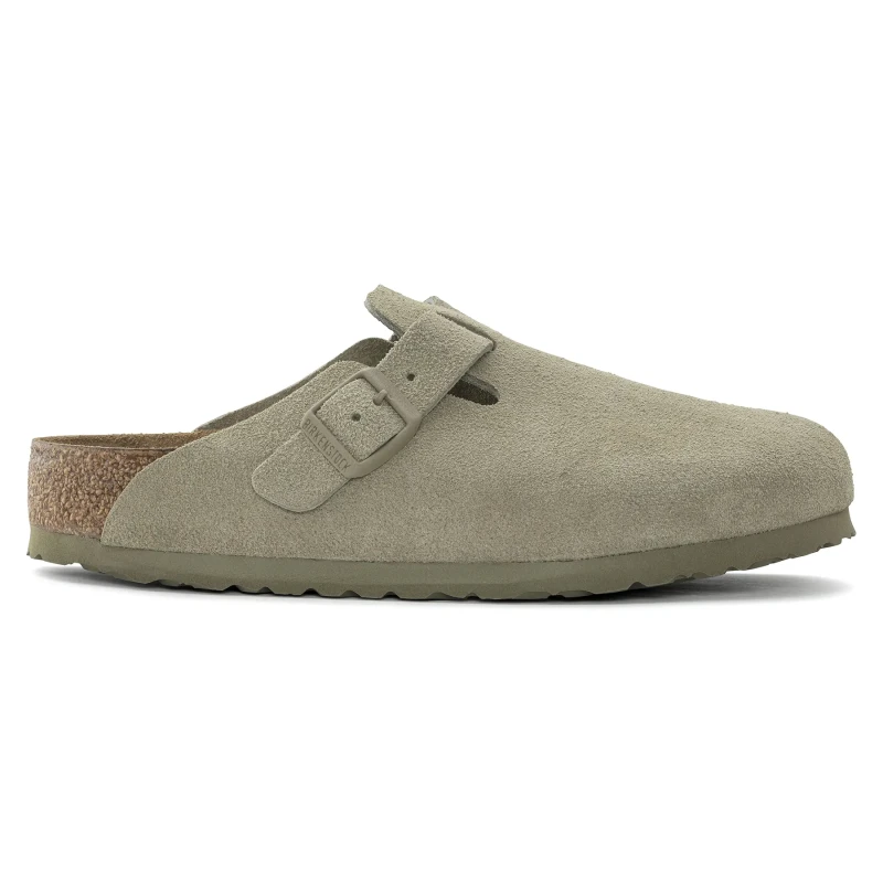 Image of BIRKENSTOCK Boston LEVE Faded Khaki womens Mules / Casual Shoes in Kaki