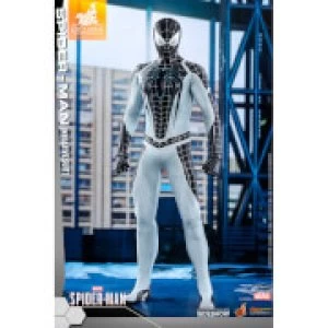 Image of Hot Toys Video Game Masterpiece - 1/6 Scale Fully Poseable Figure: Marvel's Spider-Man - Spider-Man (Negative Suit Version)