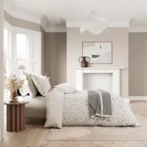 Image of Bedeck of Belfast Ayda Cotton Duvet Cover Set Chalk - White