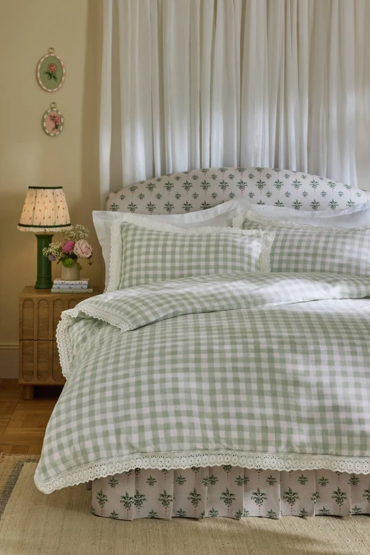 Image of Cath Kidston 'Painted Gingham Lace' Reversible Cotton Duvet Cover Set in Green Size: Super King Green Unisex Super King