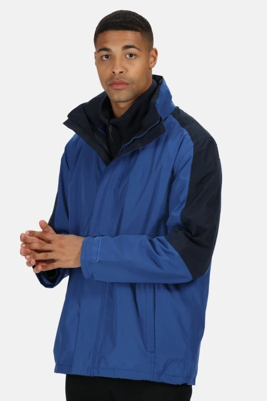 Image of Regatta Regatta Men 'Defender' Waterproof Jacket in Mid Navy Size: Small Mid Navy S Male 5051513769958