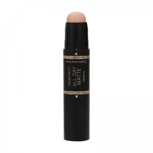Image of Max Factor Face Finity All Day Matte Panstik Light Ivory 5g