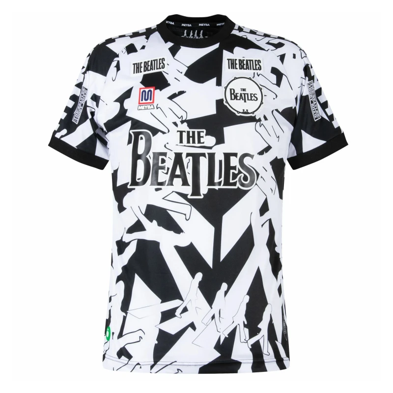 Image of The Beatles The Beatles Men Meyba Abbey Road Crossing Jersey in Black Size: X-Small Black XS Male 5063527144874