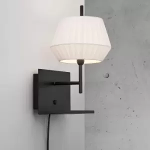 Image of Nordlux Dicte Wall Light with Plug - White