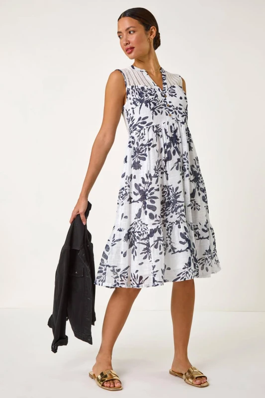 Image of Roman Womens Floral Print Lace Detail Smock Dress in Navy Size: 18 Navy Female 18