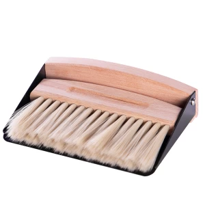 Image of Table Top Brush Set M&W