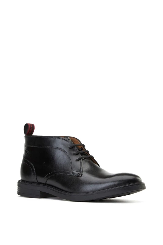 Image of Base London Base London Men Lincoln Chukka Boot in Black Size: 11 Black 11 Male 5063294201954