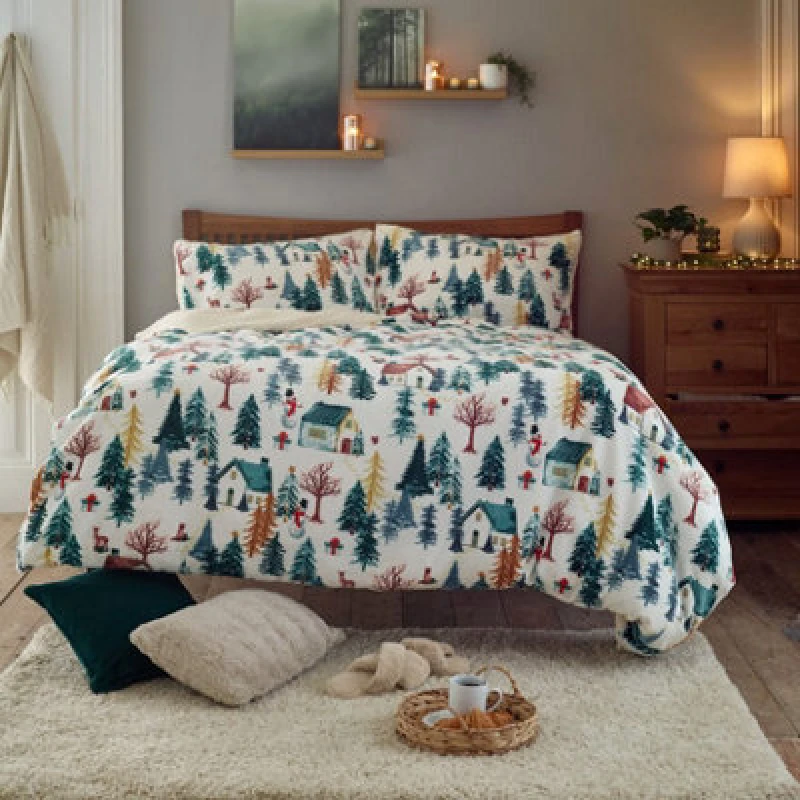 Image of Deyongs Winter Walk Printed Fleece Sherpa Duvet Cover Set - King