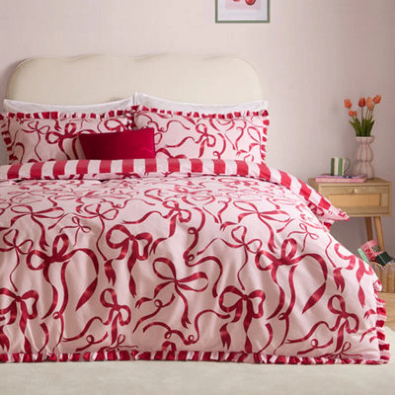Image of furn. Furn La Vie En Bows Reversible Duvet Cover Set, Pink/red, 137 X 200 Cm