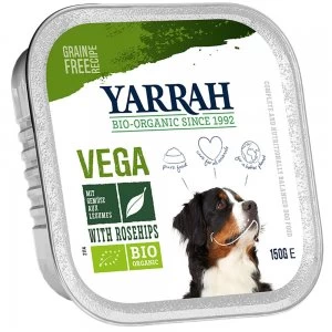 Yarrah Organic Vegetarian Chunks with Rosehip Cat Food 24 x 150g