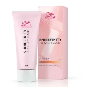 Image of Wella Professionals Shinefinity Zero Lift Glaze - 09/73 Warm Caramel Milk 60ml