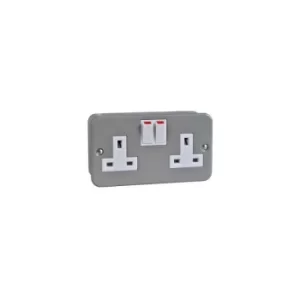 Image of Schneider Electric GMC132SS 13A Metal Clad Twin Switched Socket