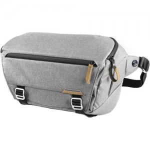 image of Peak Design Everyday Sling 10L Ash