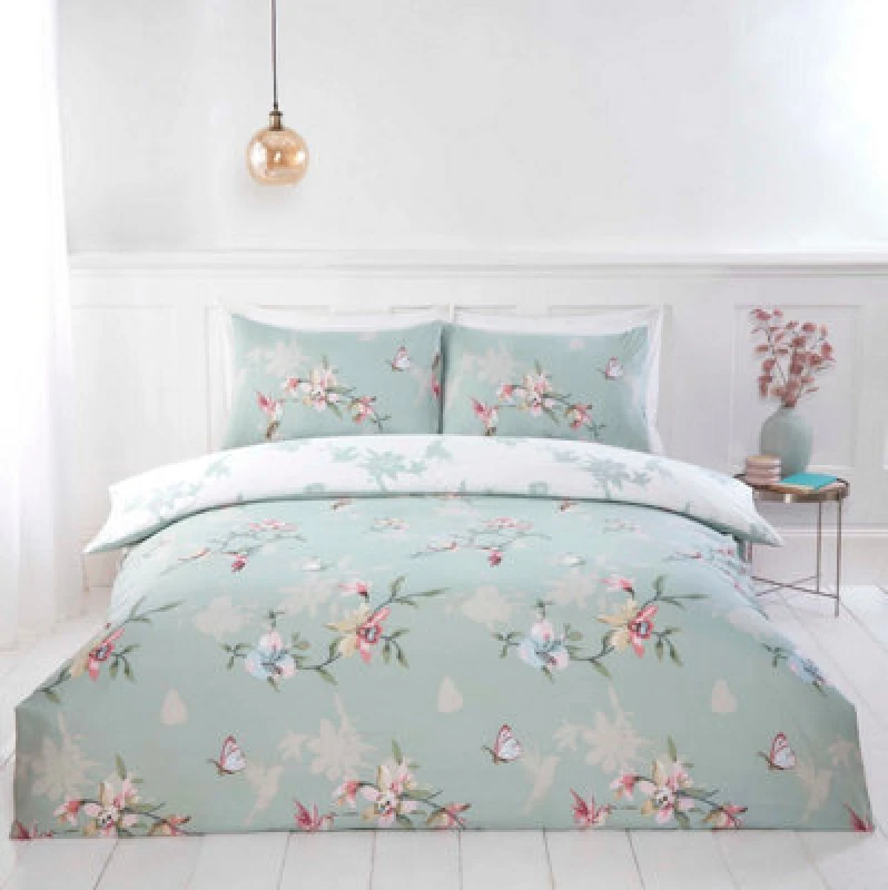 Image of Rapport Home Hummingbird Microfibre Floral Duvet Cover Set With Pillowcase in Green Size: King Green Unisex King
