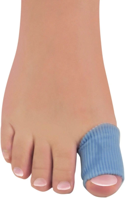 Image of Aidapt Strip of Antibacterial Digital Pads Pack of 32 Large Blue