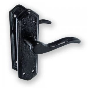 Image of LocksOnline Wentworth Door Handle Set on Backplate