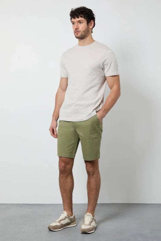 Image of Burton Burton Men Light Green Classic Chino Shorts Size: 38 Light Green 38 Male 5045773369904