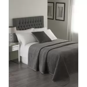 image of Riva Home Brooklands Bedspread (265x265cm) (Graphite)