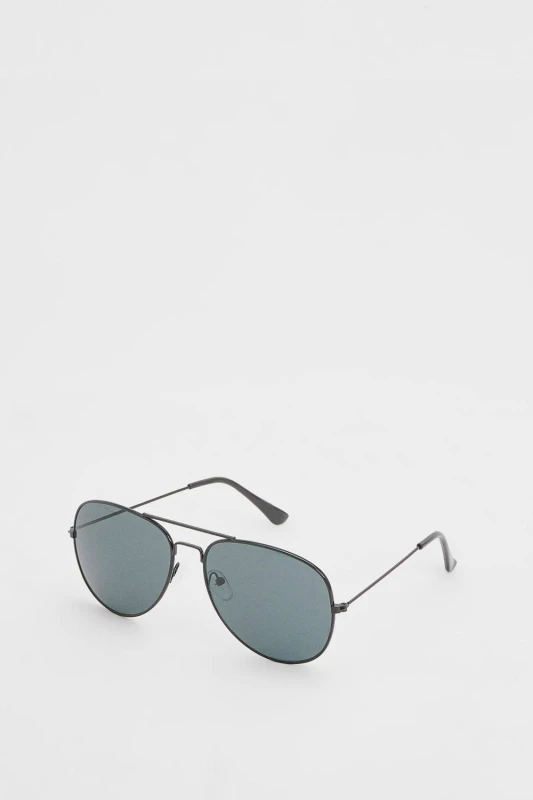 Image of Burton Burton Men Black Classic Aviator Style Sunglasses Black One Size Male 5045775596667