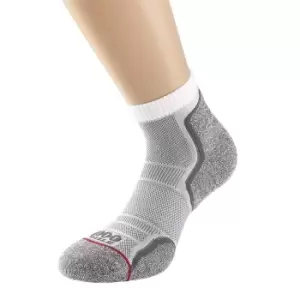 Image of 1000 Mile Womens/Ladies Run Ankle Socks (S) (White/Grey)