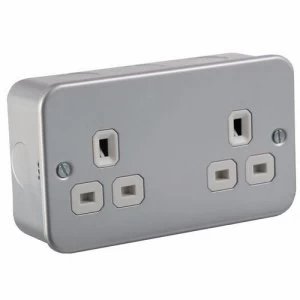 Image of KnightsBridge 13A 2G Twin 230V Metal Clad UK 3 Un-Switched Electric Wall Socket
