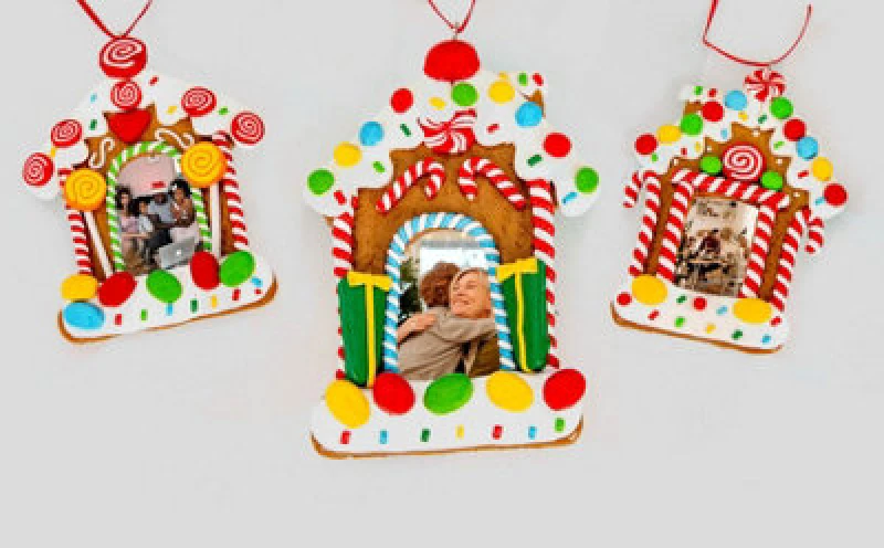 Image of Shatchi Christmas Tree Hanging Decorations 3Pcs Photo Frame Homes Multi