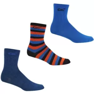 image of Regatta Boys 3 Pack Flat Seams Outdoor Socks UK Size 10-12