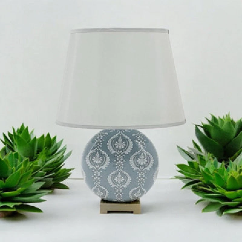 Image of Lamp and Shade - L11 x W28 x H42cm - White MinsterStylishLivingLtd7316