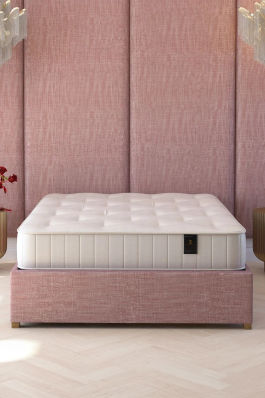 Image of Laurence Llewelyn-Bowen Laurence Llewelyn-Bowen Hotel Quality Pocket Sprung Mattress in White Size: Small Double White Small Double Unisex 505763220