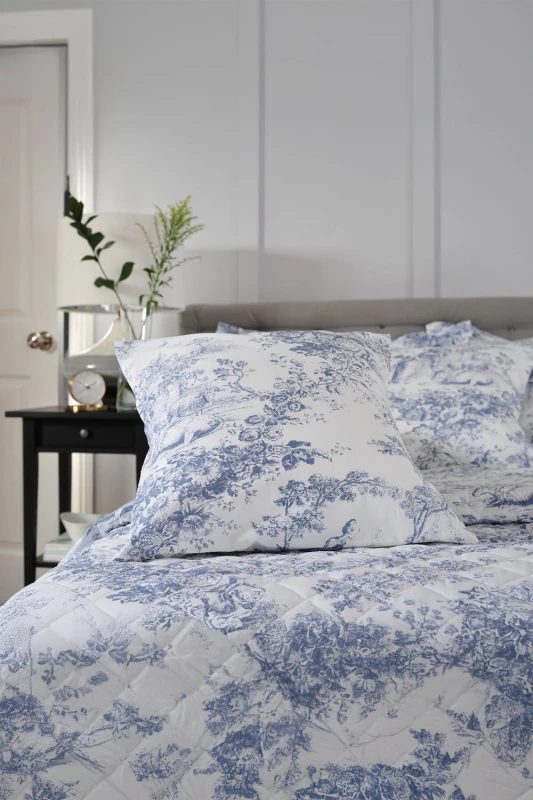 Image of The Lyndon Company The Lyndon Company 2021 Toile De Jouy Blue Indoor Cushion 45 x 45cm - Wilko Blue