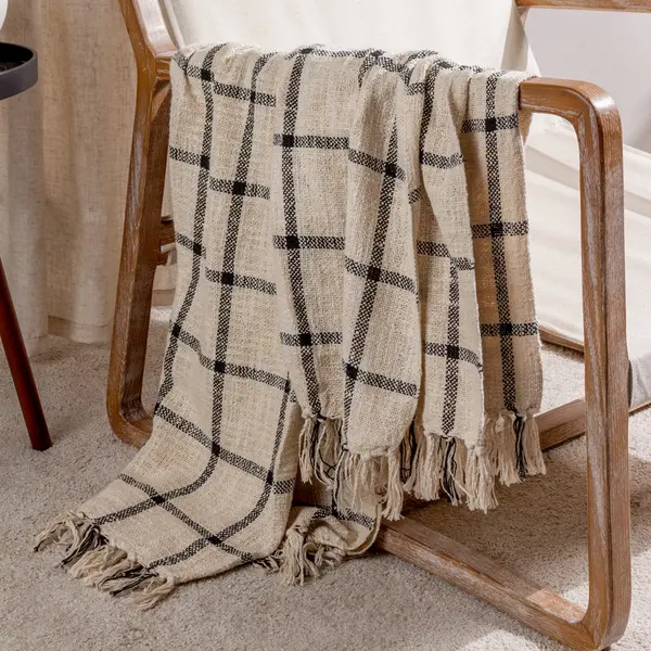 image of Beni Throw Natural/Black