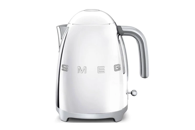 Image of Smeg Smeg Kettle & 4-Slice Toaster, Polished Stainless Steel, KLF03SSUK/TSF03SSUK in Metallics Metallics One Size Unisex 5056462380360