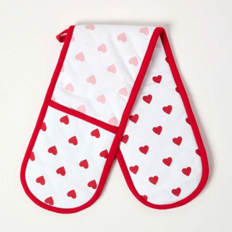 Image of Homescapes Red Hearts Cotton Double Oven Glove Red unisex