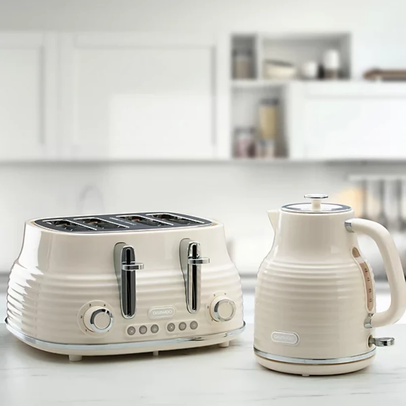 Image of Daewoo SDA2564GE Sienna Jug Kettle and 4 Slice Toaster Bundle