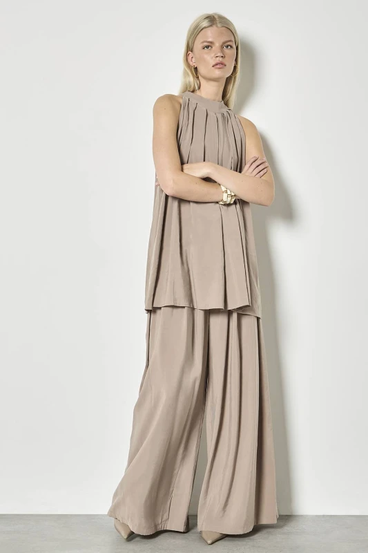 Image of Apricot Womens Soft Pleat Wide-Leg Trousers in Stone Size: 14 Stone Female 14