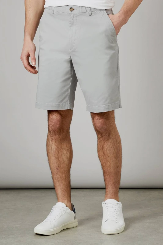 Image of Debenhams Debenhams Men Premium Chino Shorts in Pale Grey Size: 44 Pale Grey 44 Male 5045749194127