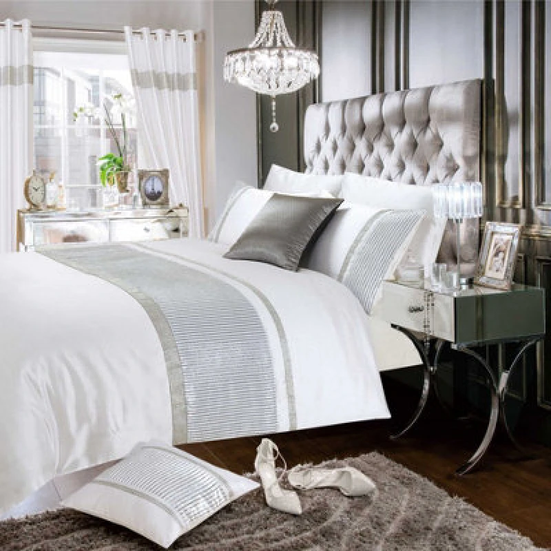 Image of Intimates White Chanelle Duvet Cover And Pillowcase Set Super King