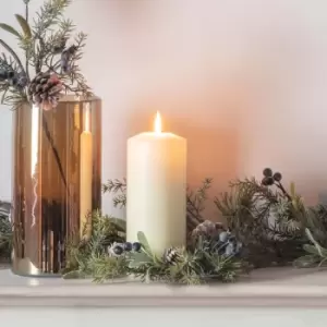 Image of Crossland Grove Sloe Berry and Pine Candle Ring Small Dia 100mm
