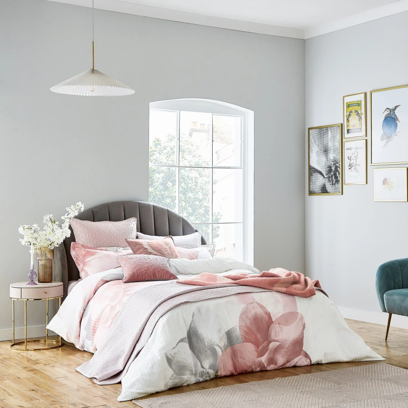 Image of Ted Baker Home Photo Magnolia Duvet Cover Set Pink unisex Double