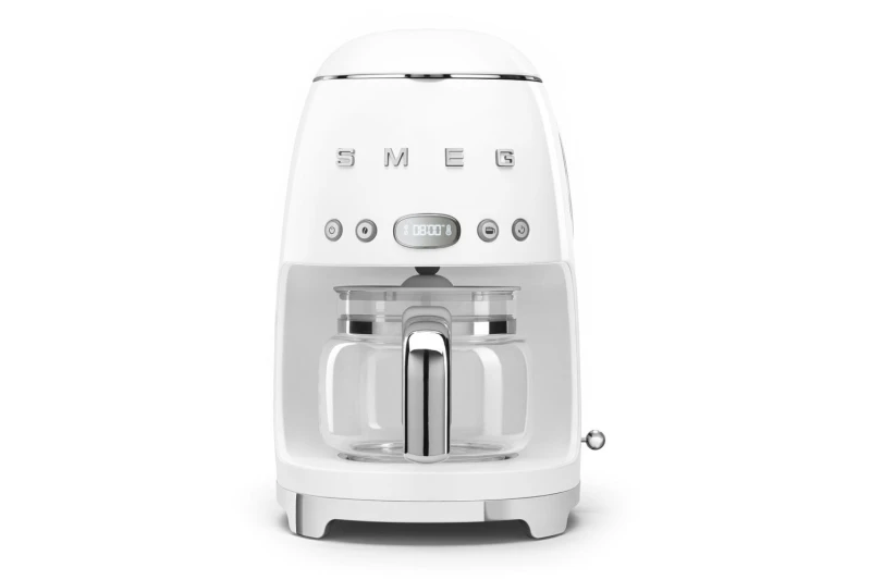 Image of Smeg EEJB299 Retro Kitchen Set, 1.4L Drip Coffee Machine & Induction Milk Frother, DCF02WHUK + MFF11WHUK, White Size: A White Unisex A