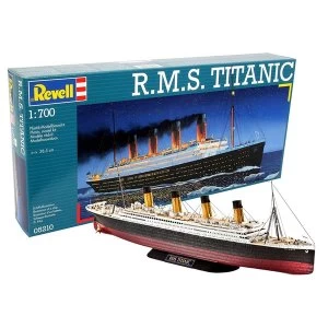 image of R.M.S. Titanic 1:700 Revell Model Kit