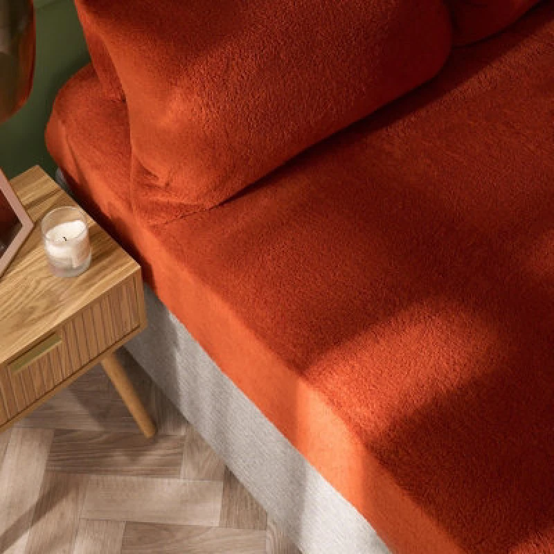 Image of OHS OHS Teddy Fleece Thermal Fitted Bed Sheet in Burnt Orange Size: Super King Fitted Burnt Orange Super King Fitted Unisex 5027434223688