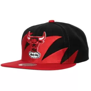 image of Mitchell And Ness Nba Sharktooth Snapback Hwc Chicago Bulls, Chicago Bulls Otc, Male, Headwear, HHSS2978-CBUYYPPPBKRD