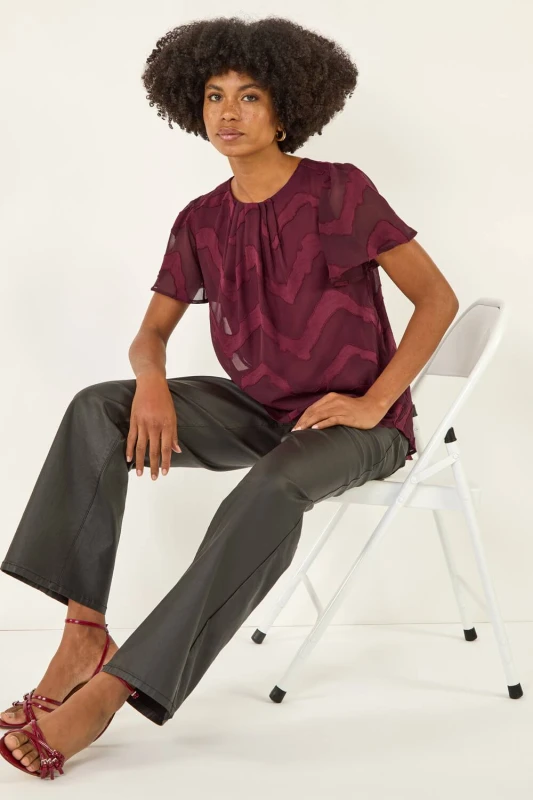 Image of Roman Womens Jacquard Zig Zag Top in Wine Size: 10 Wine Female 10