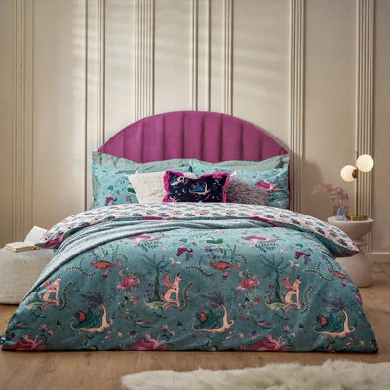 Image of Furn Furn Athena Mythological Duvet Set in Blue Size: King Blue King Unisex 5025532810267