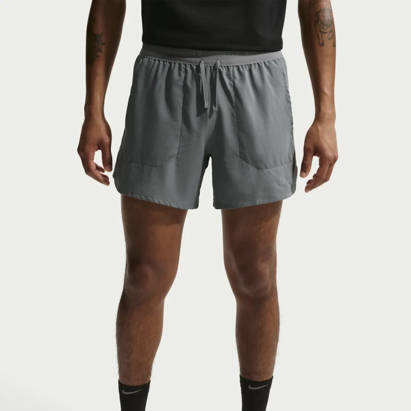 Image of Woven shorts Nike Stride Dri-Fit Gris Male S