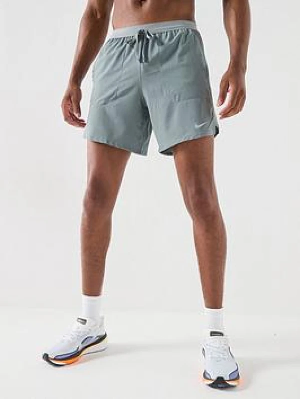 Image of Nike Stride 7" Short - Grey Male L