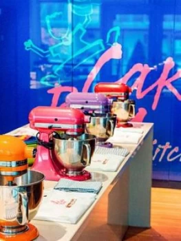 Image of Virgin Experience Days One Day Baking Masterclass At Cake Boy London