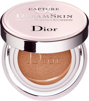 Image of DIOR Capture Dreamskin Moist & Perfect Cushion SPF50 2 x 15g 030 - Medium Beige